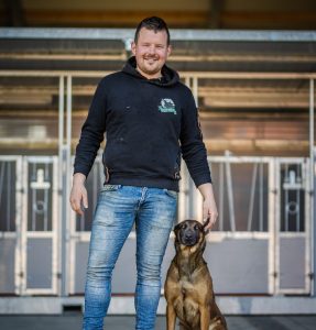 WhatsApp met Gijsbert Roseboom van Roseboom Kalverhokken